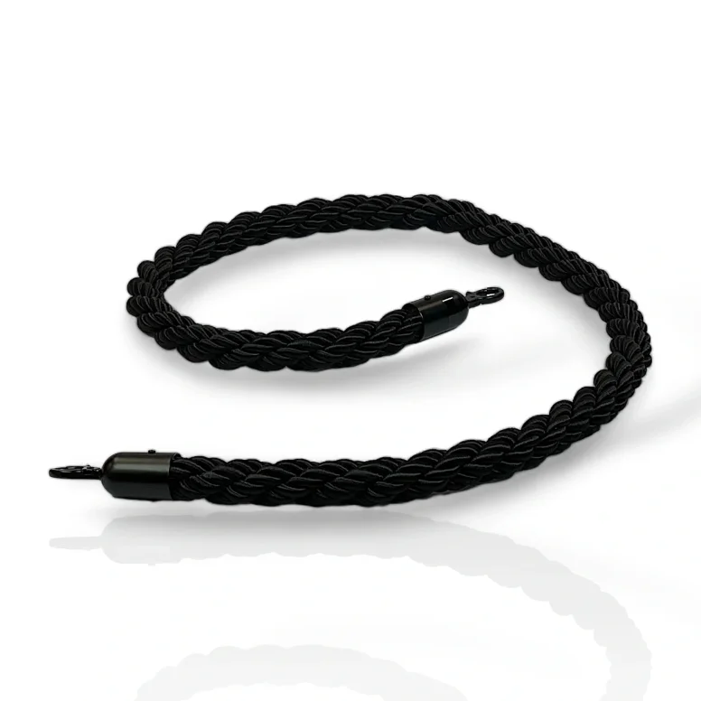 חבל תור שחור שזור באורך 2 מטר עם קרסים שחורים