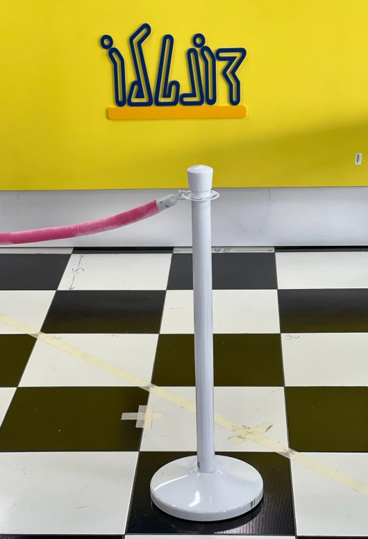 עמוד תור לבן