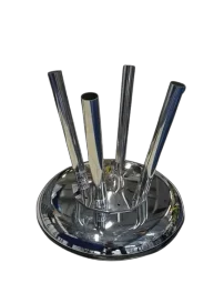 שושת דגלים בתבע ניקל בעלת ארבעה קנים