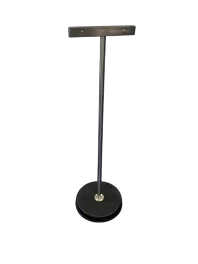 סטנד לפוסטר או לשלט על רגל שחורה גבוהה עם מזלג