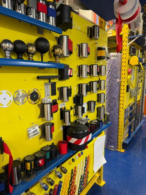 מבחר התקני קיר