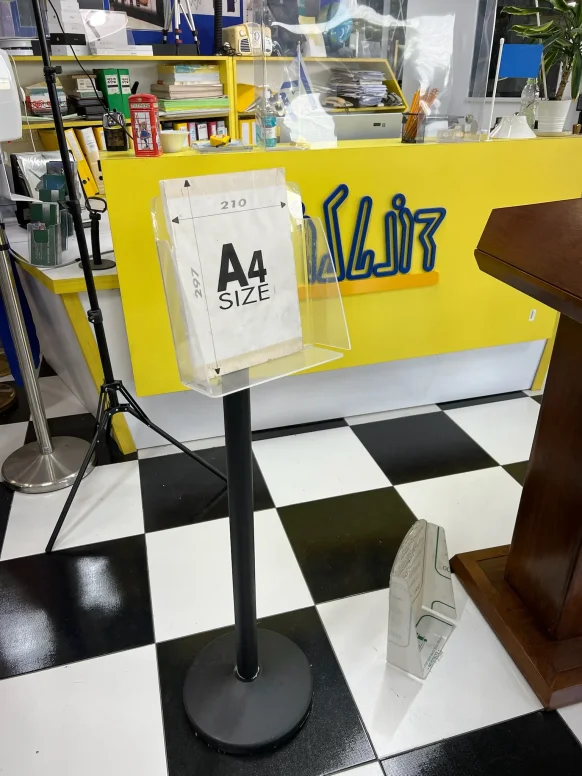 מעמד רצפתי ל3 תא שחור פרוספקטים A4 אפשרות לשדרוג לשלוח בקשה לעלות