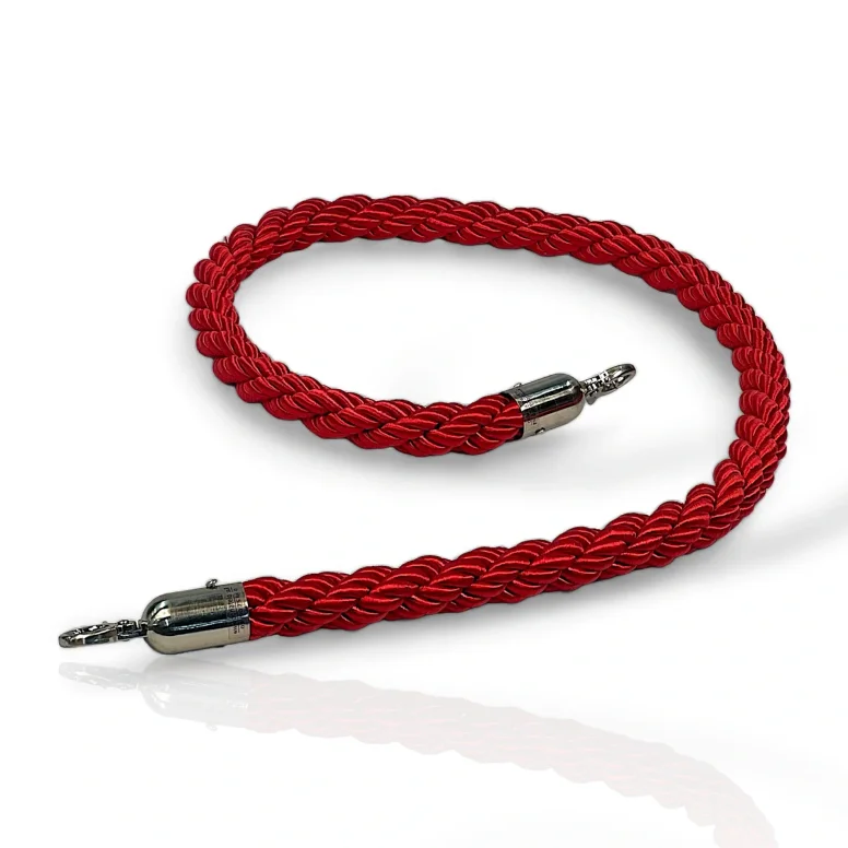 חבל תור אדום שזור באורך 1.5 מטר עם קרסים כסופים