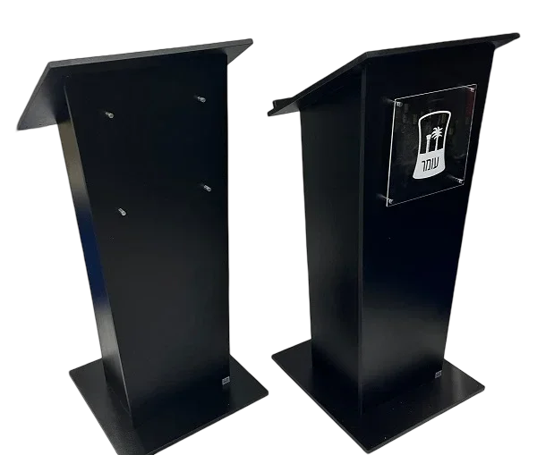 דוכן נואם שחור טרפזי