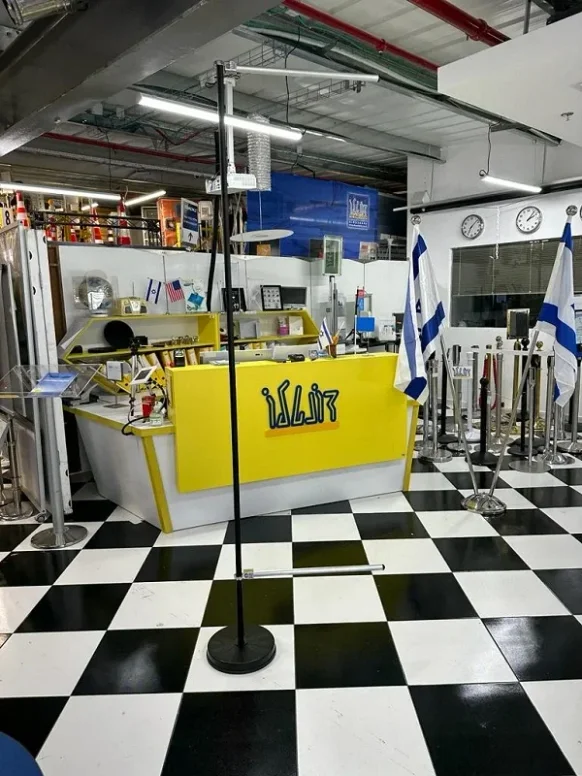 מעמד דגל F שחור