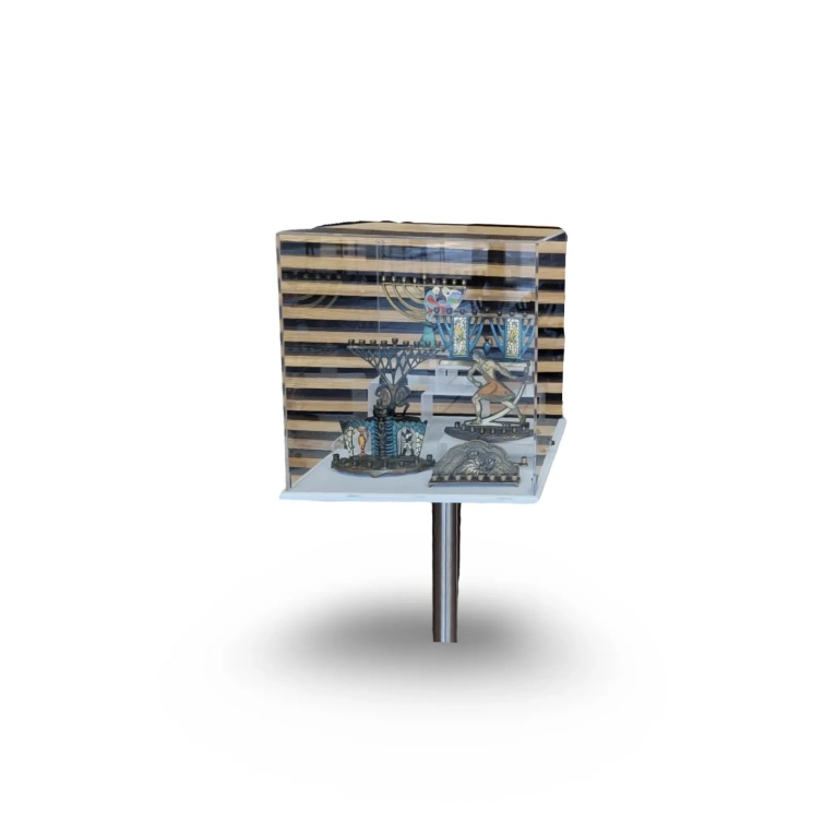 ויטרינה ריבועית