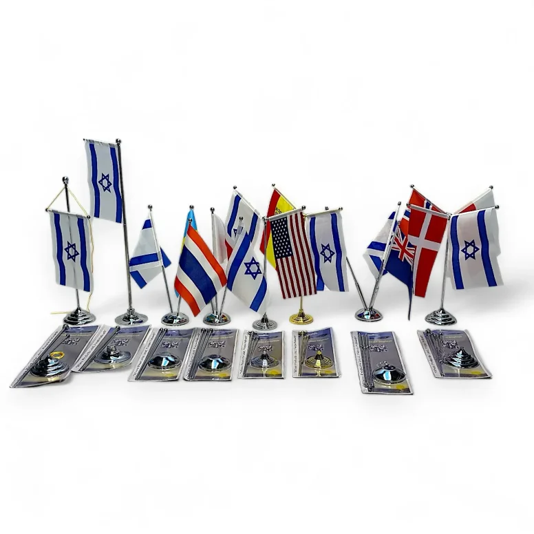 דגלונים שולחניים, מעמדי דגל קטנים