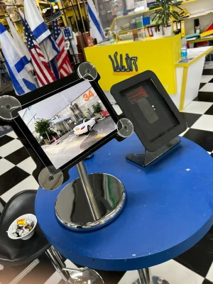 מעמד טאבלט לשולחנות