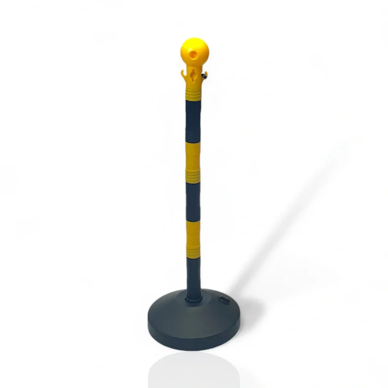 עמוד תור נייד מפלסטיק לתיחום וסימון בתנאי חוץ בצבעים שחור וצהוב